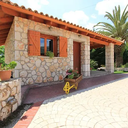 Apartman Dina