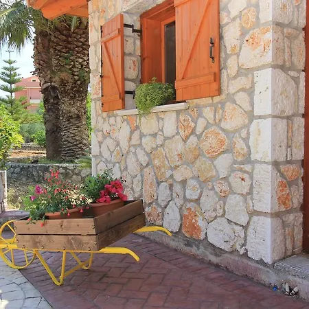 Apartment Dina Razata