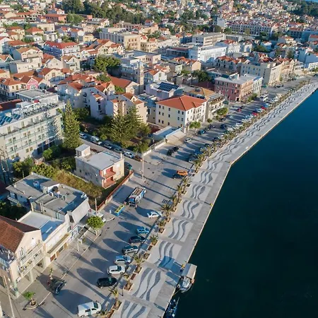 Apartman Dina Razáta