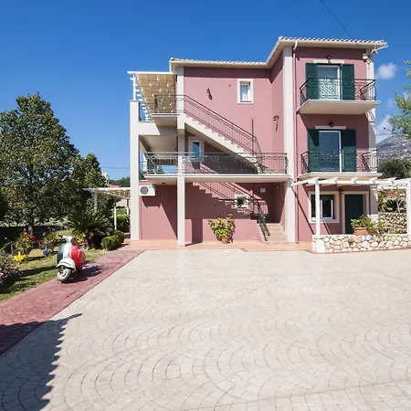 Апартаменты Dina Razata